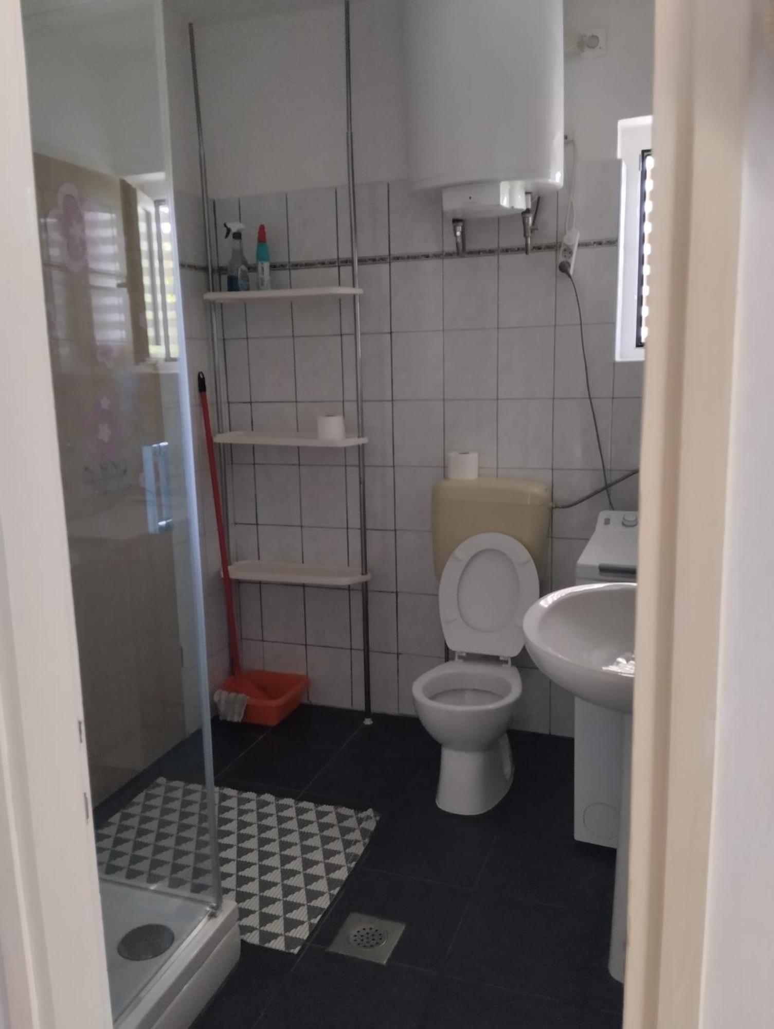 Ferienwohnung 6 M, 50 M Do Plaze Barbat na Rabu Exterior foto