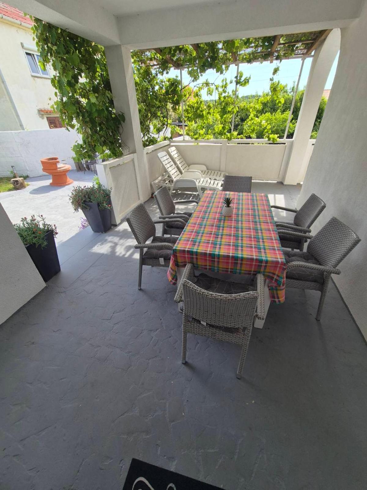 Ferienwohnung 6 M, 50 M Do Plaze Barbat na Rabu Exterior foto